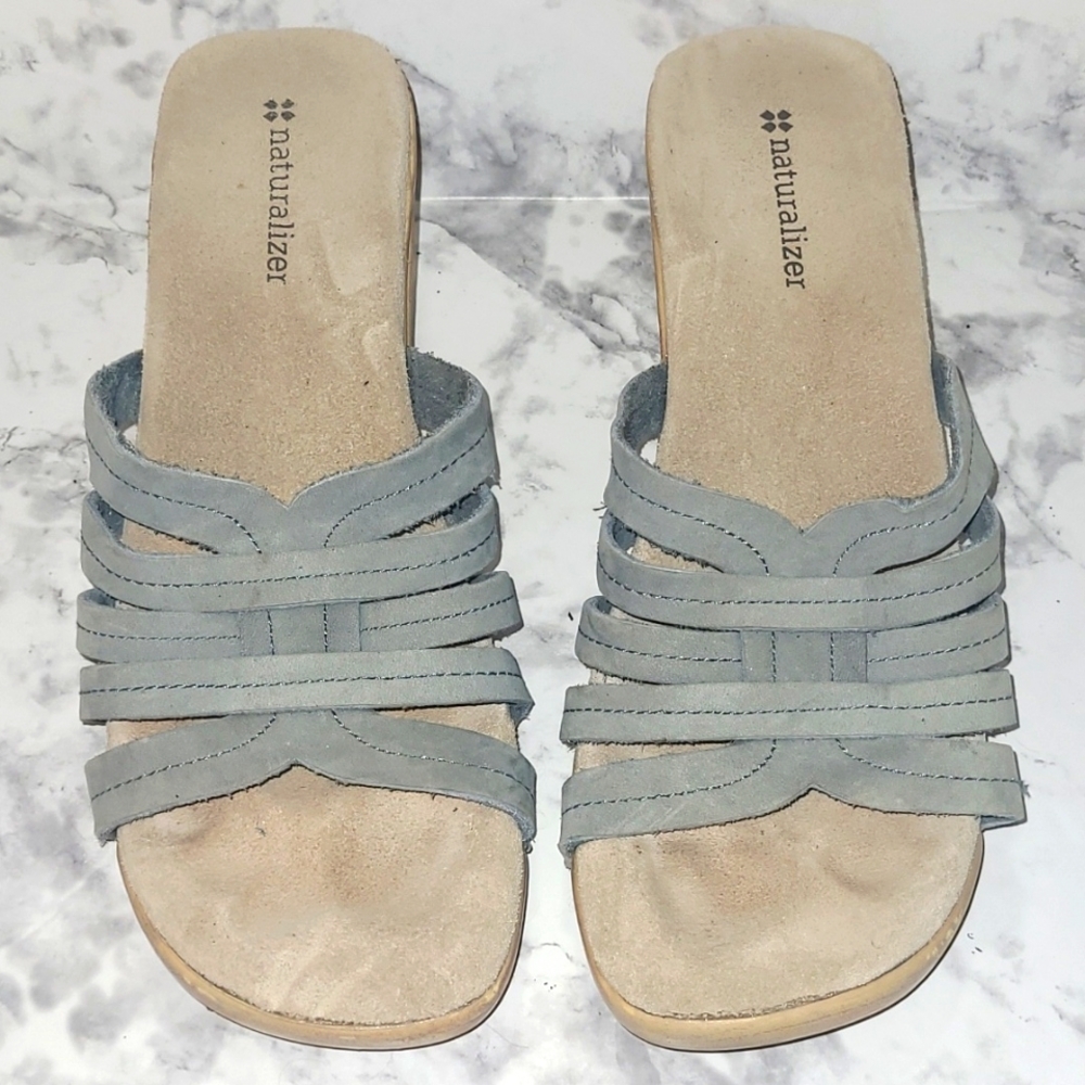 Naturalizer Sandal Genuine Suede Leather slip on mules 3" heel Gray Tan EUC